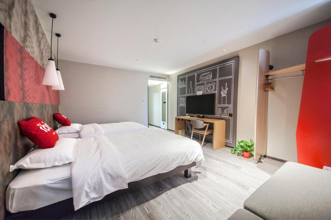 Ibis Nantong Middle Renmin Rd Hotel Exterior photo